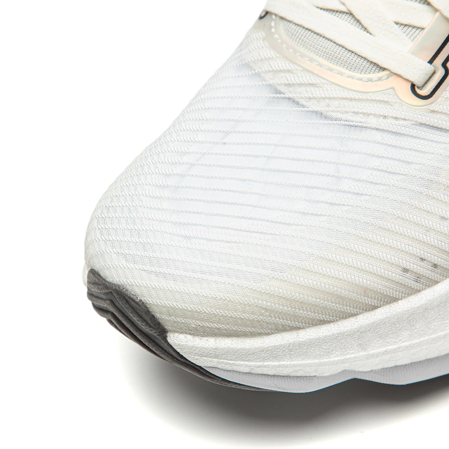 ARZV005-10 Кроссовки беговые Furious Rider 8 белый / черный